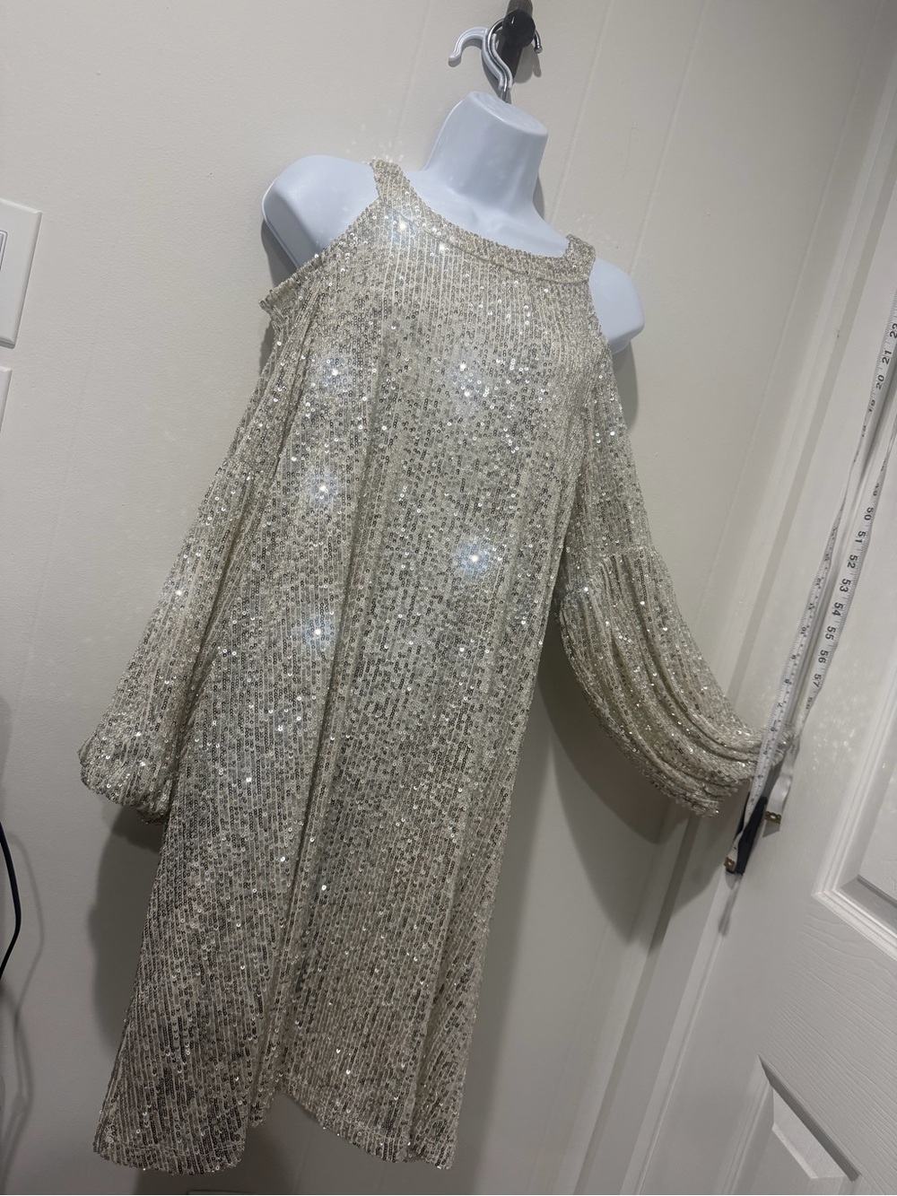 Sequin Cold-Shoulder Shift Dress in champagne (Silver) CeCe